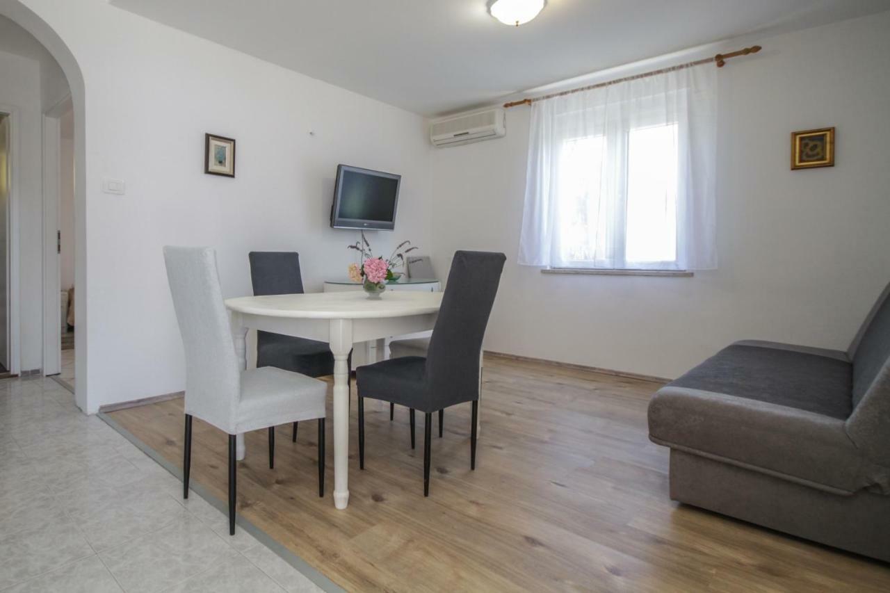 Apartment Tosca With Parking Rovinj Extérieur photo